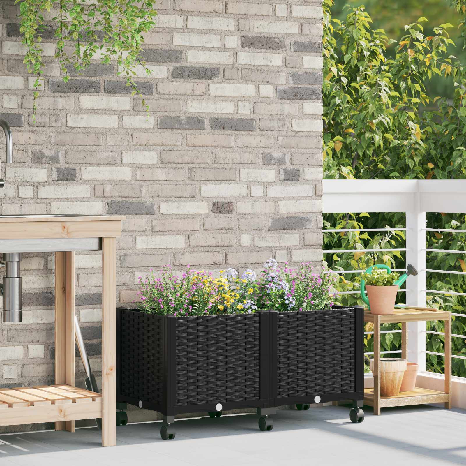 vidaXL Gartenpflanzer mit Rädern Schwarz 80 x 40 x 44 cm PP